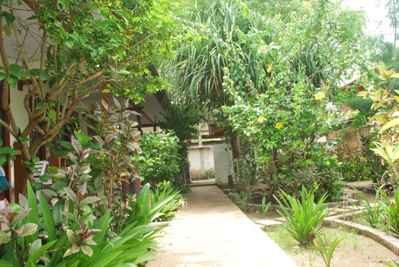 Gili Smile Bungalow Gili Trawangan Dış mekan fotoğraf