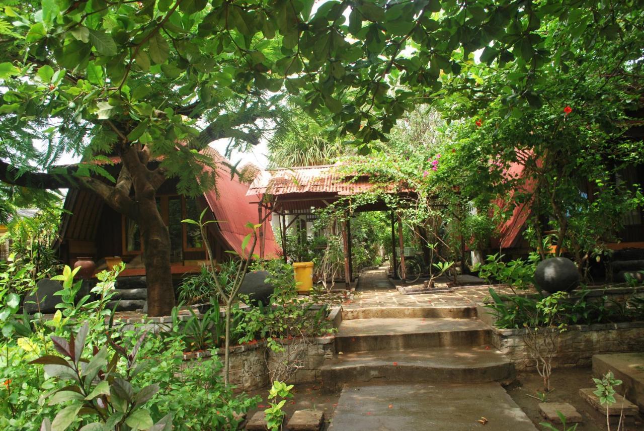 Gili Smile Bungalow Gili Trawangan Dış mekan fotoğraf